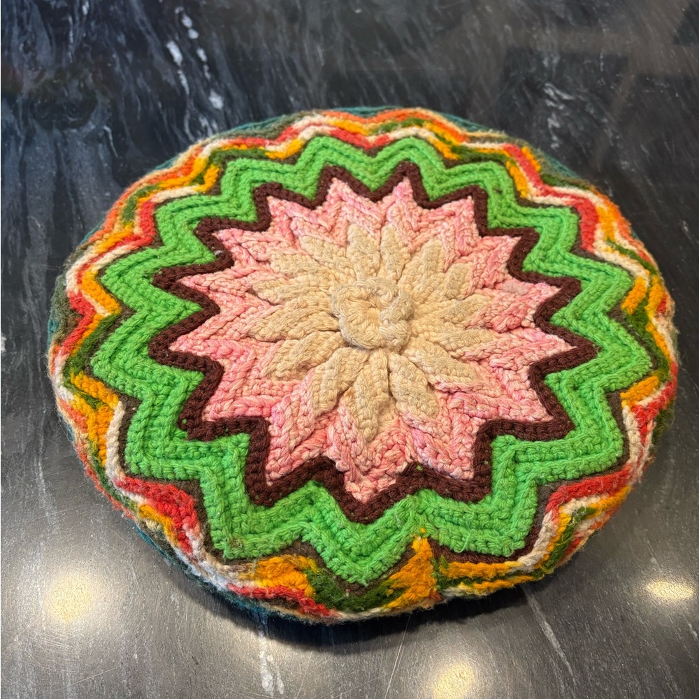Vintage * Rainbow Handmade Crochet Floral Cushion Pillow GUC Retro Bohemian BOHO - Picture 3 of 5